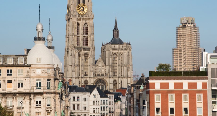 Antwerpen Kirche Stadt, © Getty Images Holger Leue