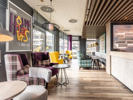 Premier Inn München Messe Lobby