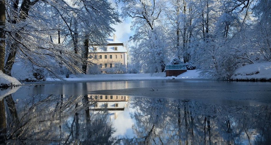 Winteridylle am Schloss Branitz - BAHNHIT.DE, © Foto: R. Weisflog