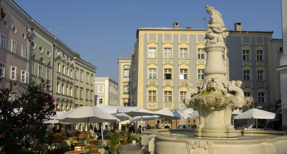 Der Residenzplatz in Passau - BAHNHIT.DE, © Stadt Passau