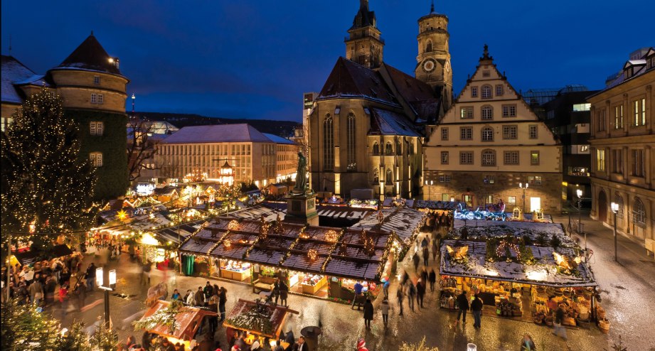 Weihnachtsmarkt auf dem Stuttgarter Schillerplatz - BAHNHIT.DE, © Foto: SMG, Wener Dieterich