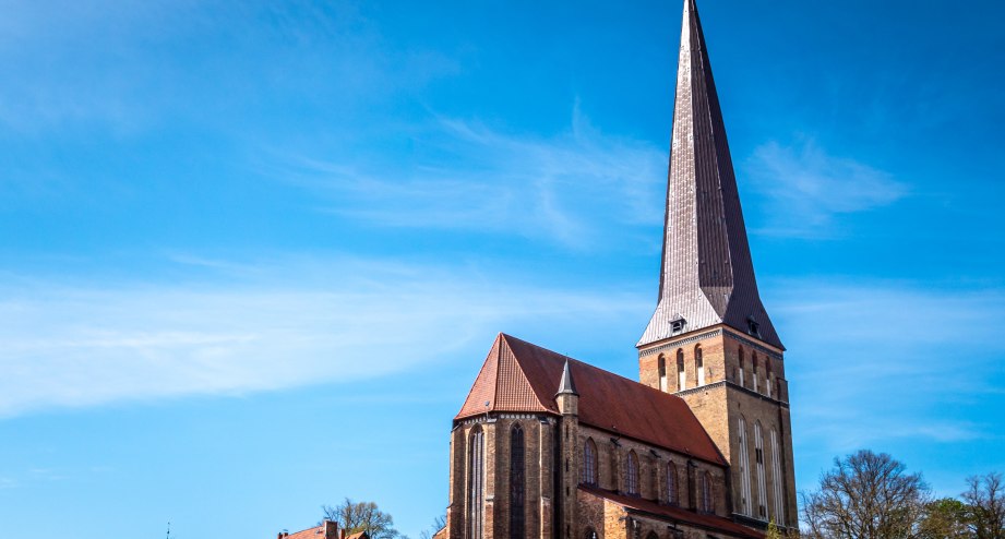 Rostock Petrikirche, © Getty Images Animaflora Picsstock