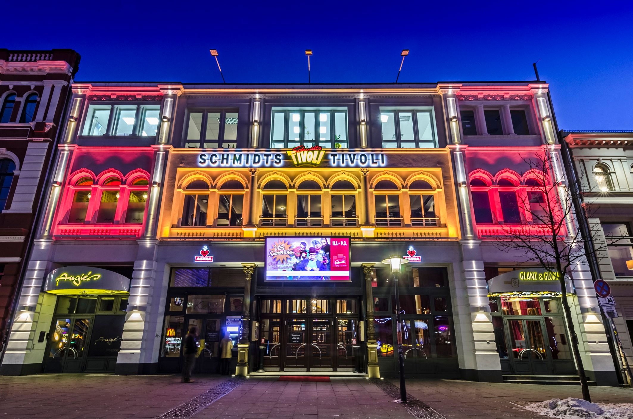 Tivoli Theater in HH
