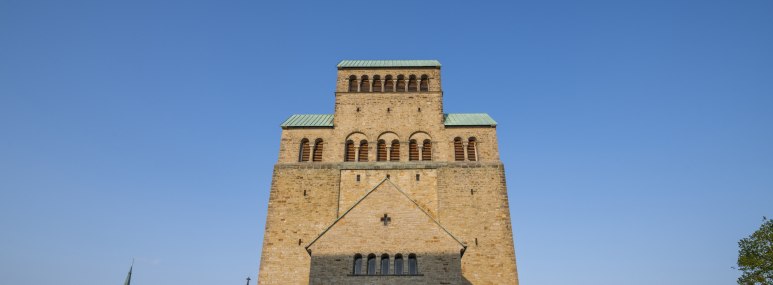 Bahnhit-Hildesheim-Dom