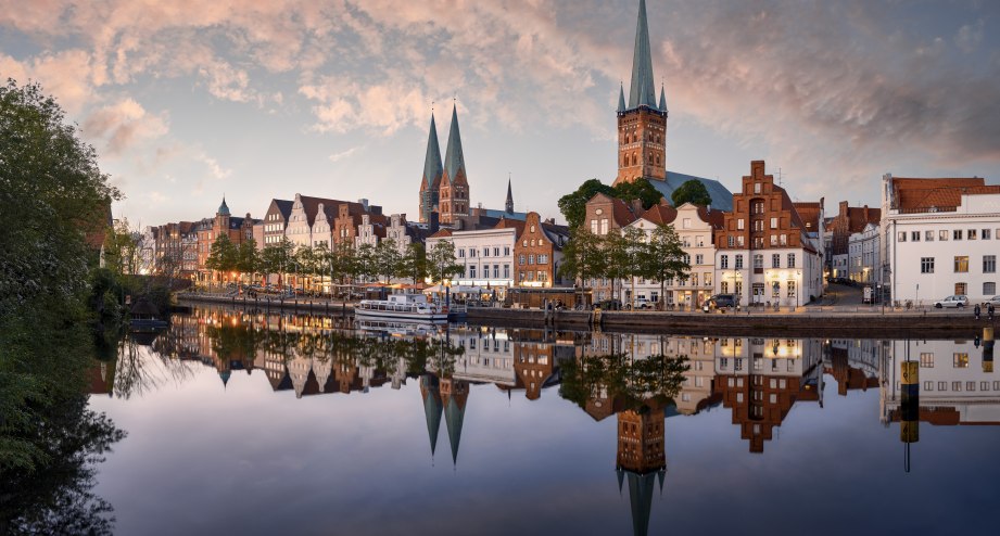 Lübeck Lichter Spiegelung, © Getty Images Harald Nachtmann