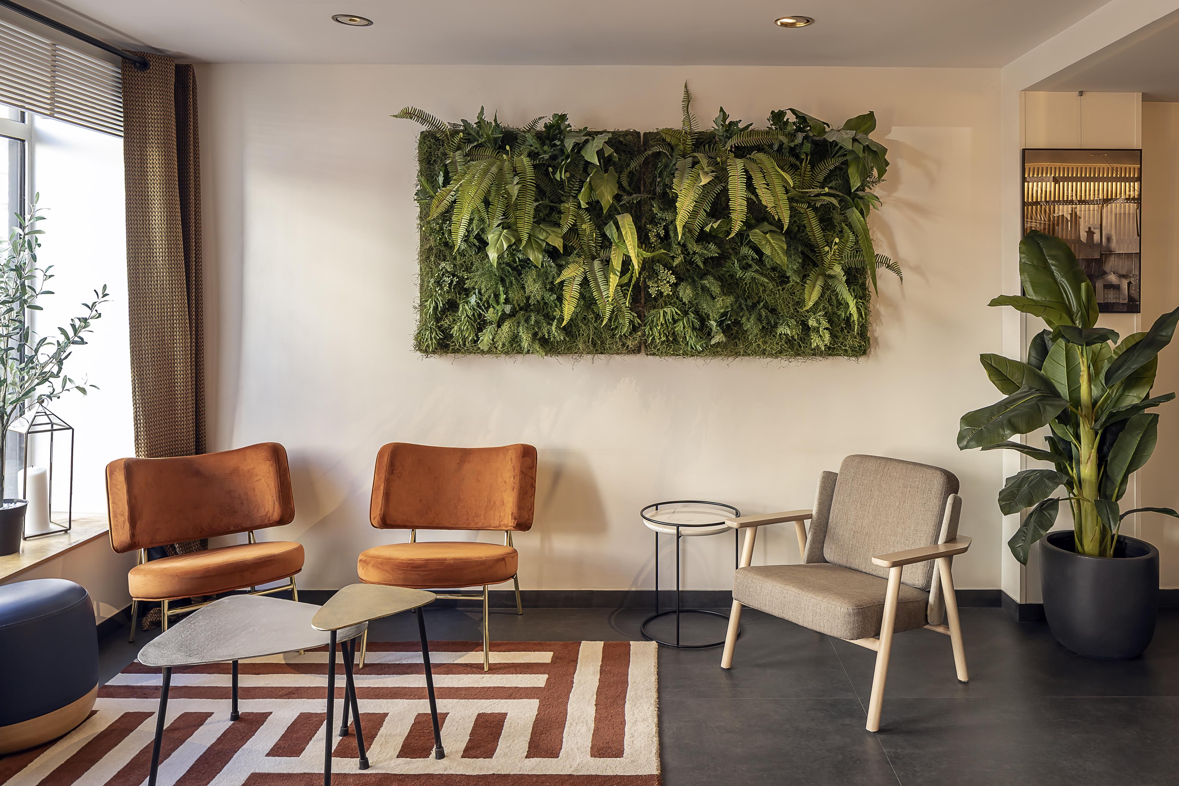 Hotel Lobby