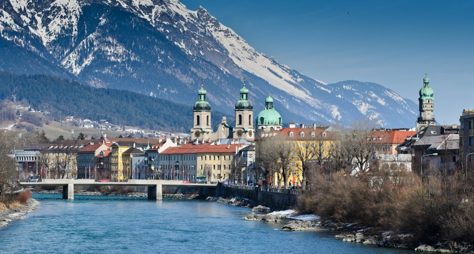 Innsbruck Fluss Promenade, © Getty Images Kapil Juvale