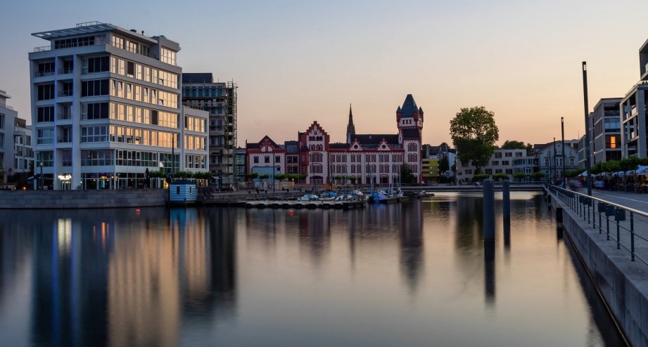 Die Ruhrmetropole Dortmund - BAHNHIT.DE, © GettyImages, Foto: Tobias Hammerschmidt / EyeEm