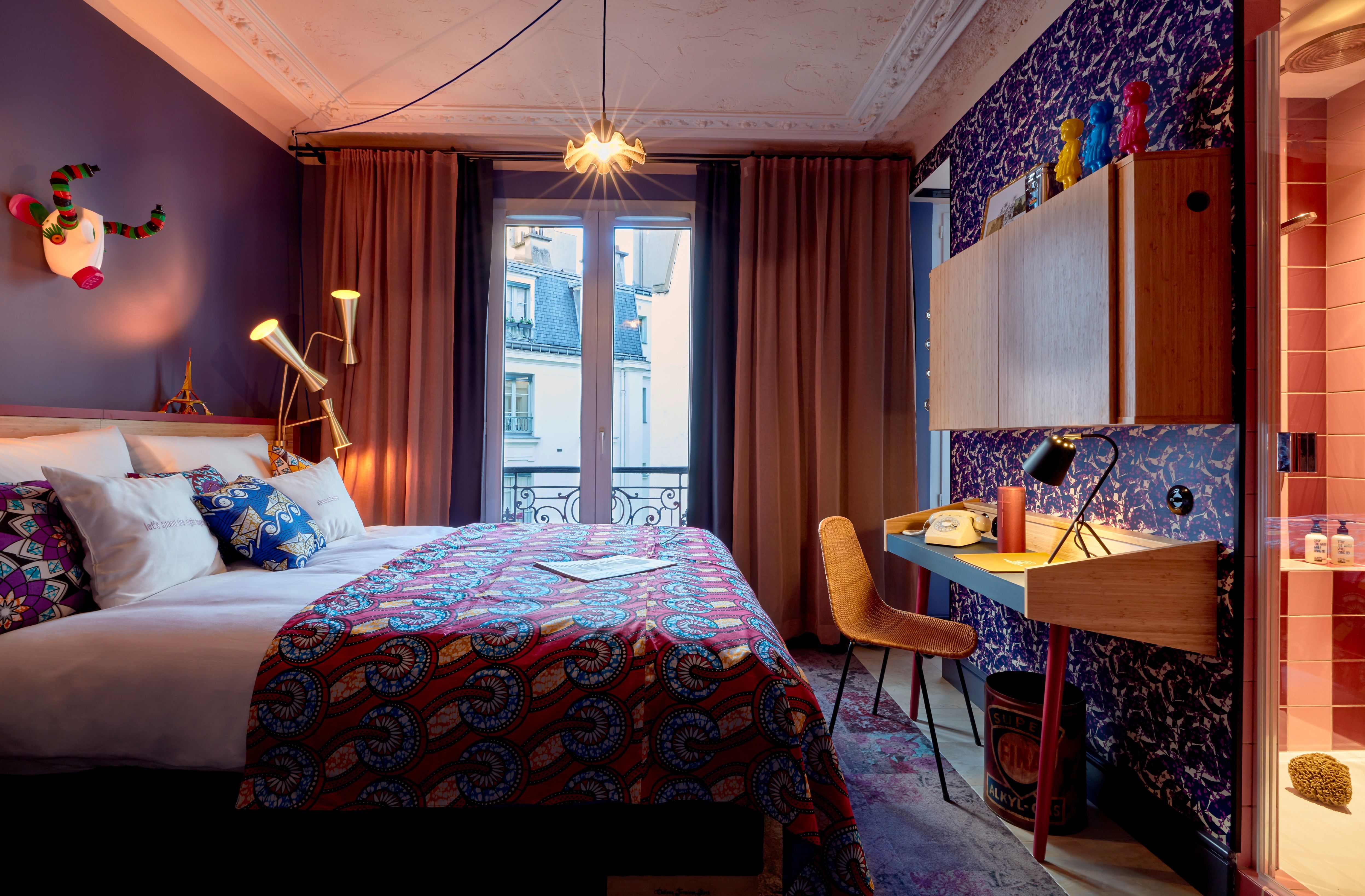 Medium Room