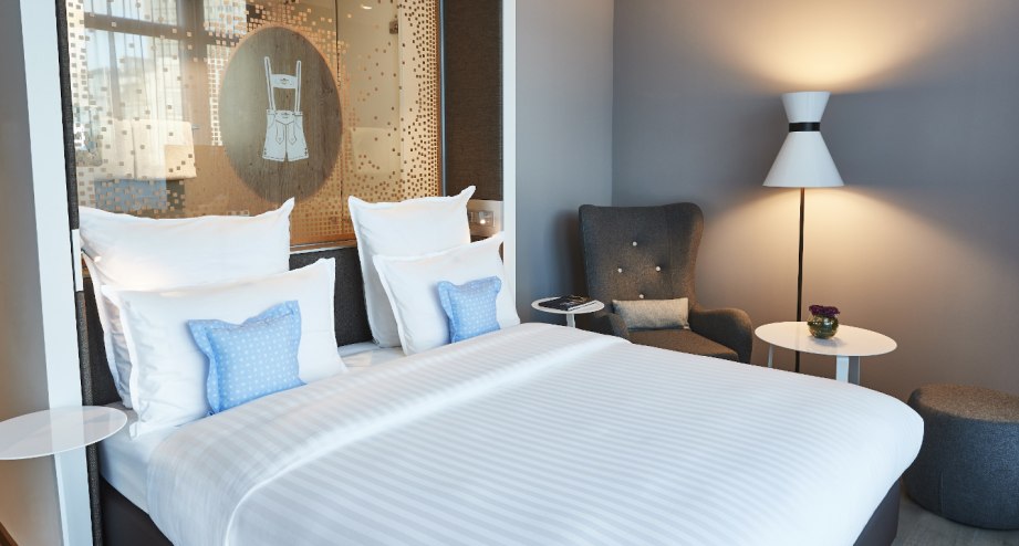 Doppelzimmer im Steigenberger Hotel München. - BAHNHIT.DE, © Deutsche Hospitality