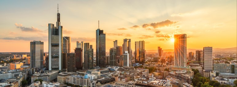 Bahnhit Frankfurt am Main, © getty; Foto: David J. Engel