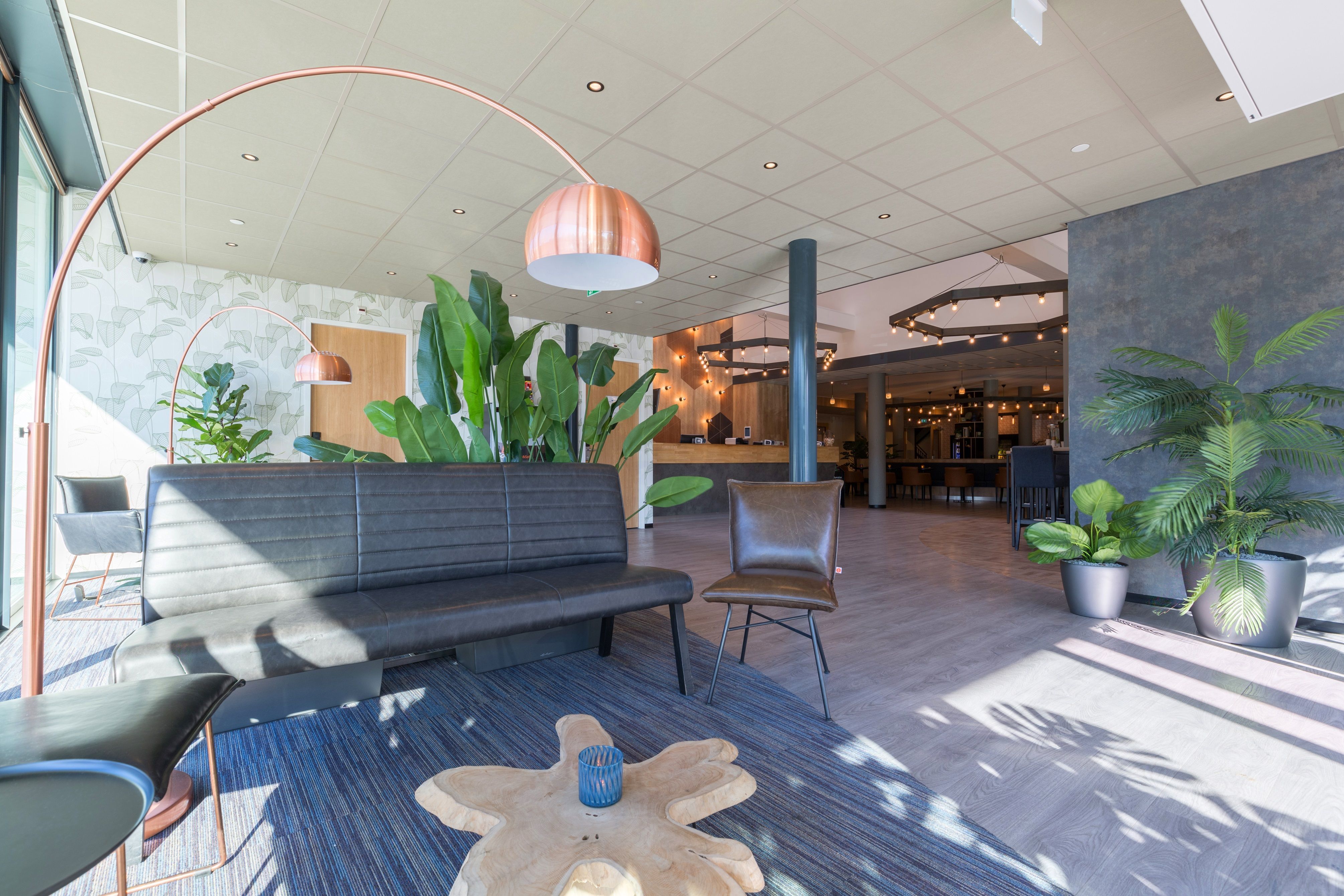 Hotel Lobby