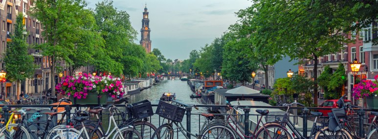 Bahnhit Amsterdam, © getty, Foto: George Pachantouris