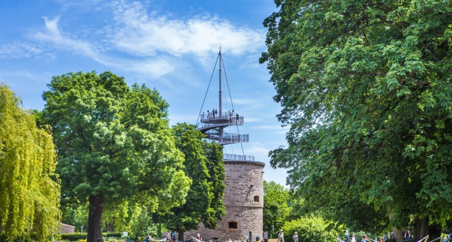 Blick auf den Aussichtsturm, © ega Park Erfurt gGmbH, Ch. Fischer