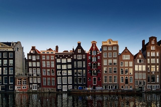 Bahnhit Amsterdam Häuser, © pixabay