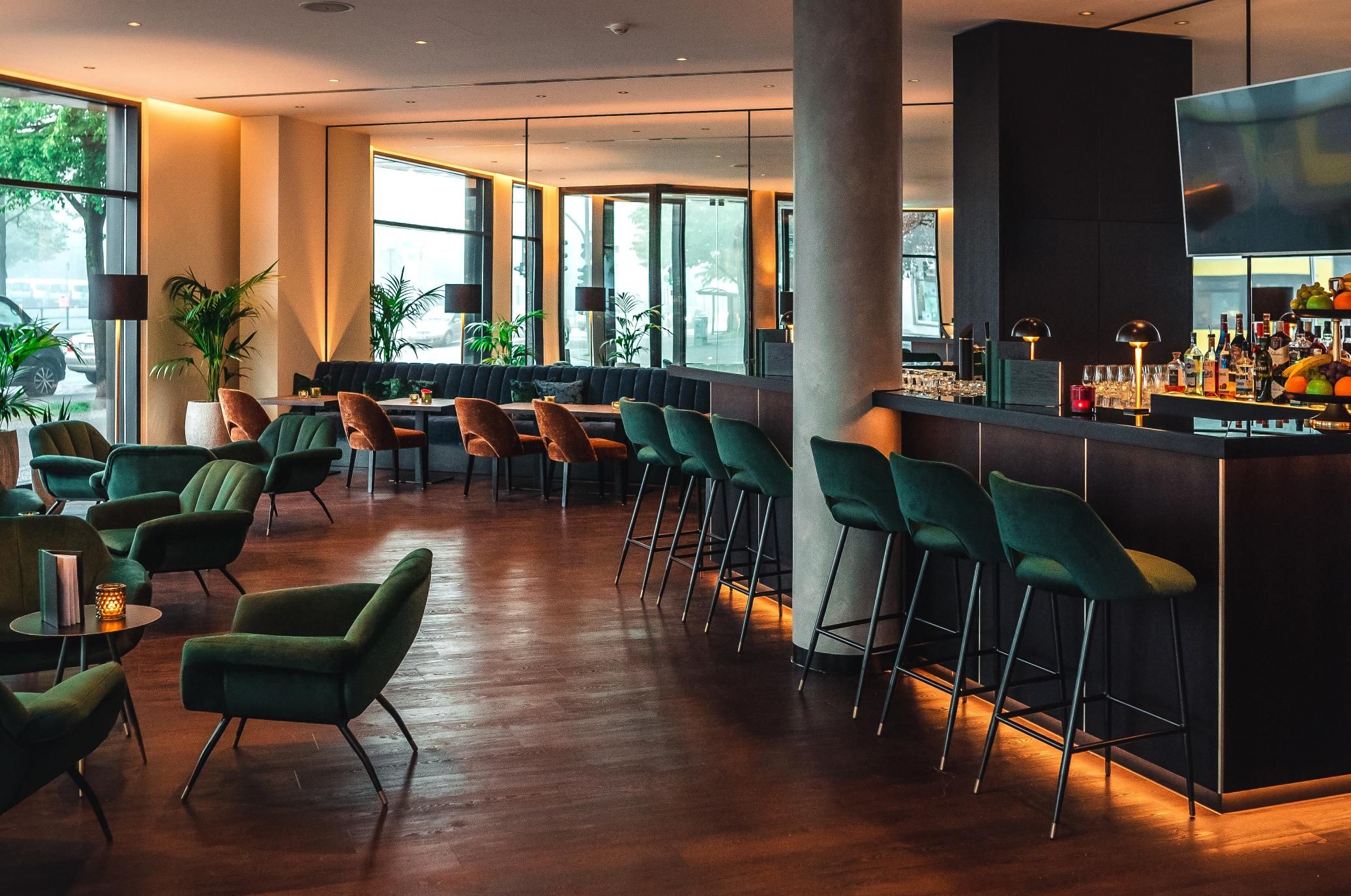 Hotel Bar