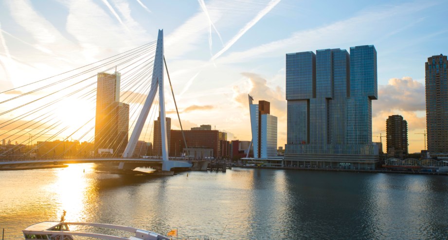 Rotterdam-Erasmus Bridge, © Unsplash-daniel-agudelo
