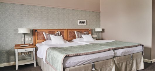Zimmer, © DSR Hotel Holding, Fotograf: Arne Nagel