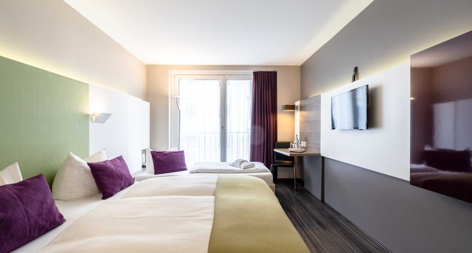Dreibettzimmer, © Hotel Demas City