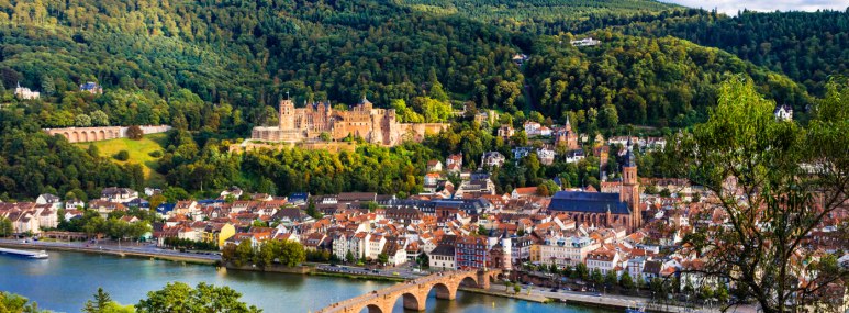 Panorama über den Neckar in Heidelberg. - BAHNHIT.DE, © getty; Foto: Freeartist