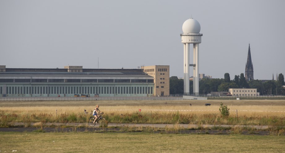 Tagesspiegel Lesereise Tempelhofer Feld, © visitBerlin, Wolfgang Scholvien
