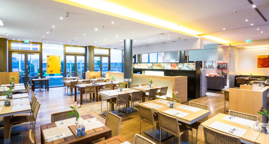 Restaurant, © Lindner Hotels AG für das Lindner Hotel Am Ku‘damm, Fotograf: Dennis Wartenberg