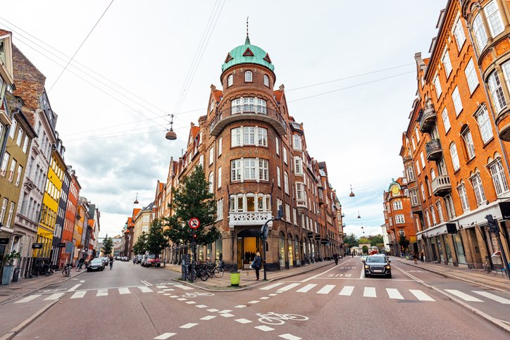 Historische Gebäude Kopenhagen, © getty images Alexandr Spatari;
