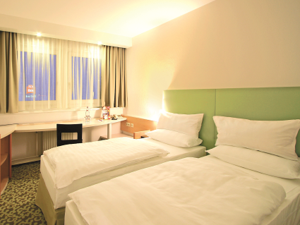 ibis Hotel Dresden Doppelzimmer - BAHNHIT.DE, © ibis Hotels Dresden