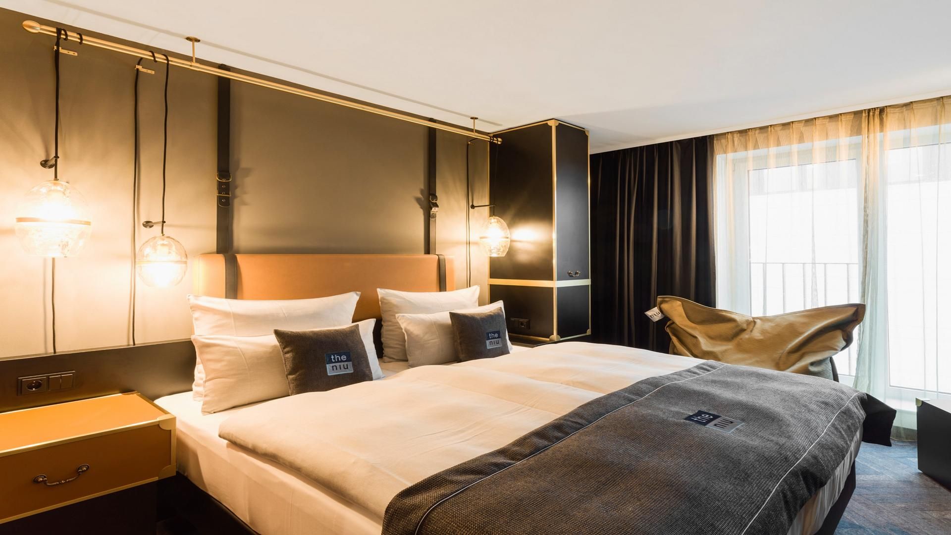 Queen Room