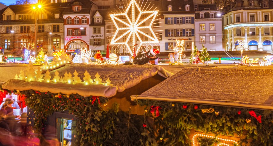 Der Weihnachtsmarkt in Basel - BAHNHIT.DE, © getty, Foto: Juergen Sack