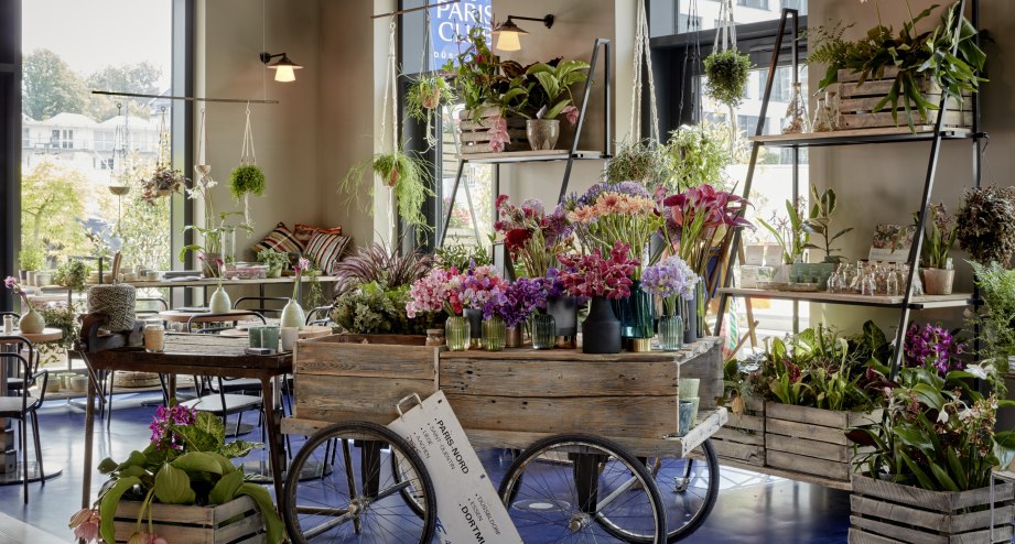 Lobby mit Flower Shop, © Steve Herud