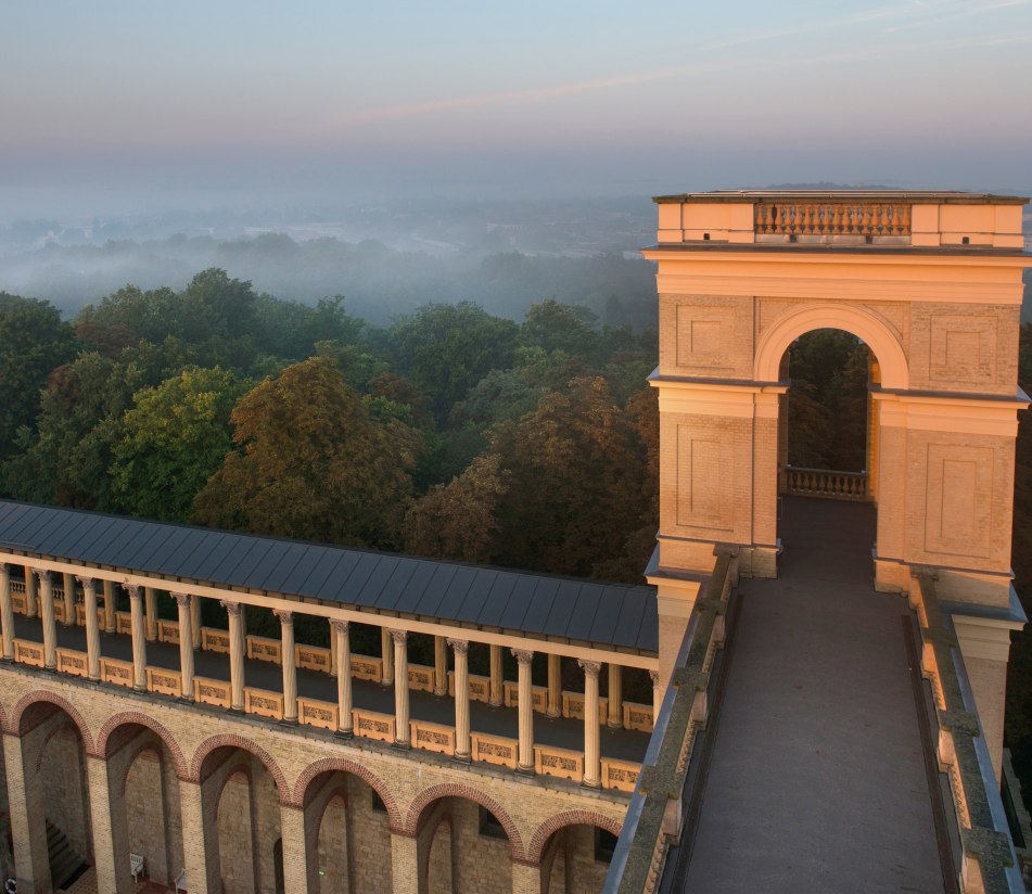 Blick zum Westturm Belvedere, © © SPSG/ Förderverein Pfingstberg in Potsdam e.V., Foto: Leo Seidel
