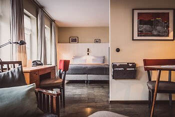 © DSR Hotel Holding